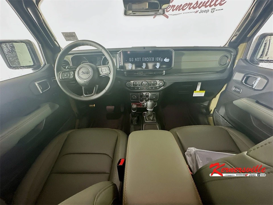 2026 Jeep JT Gladiator - Image 9 of 12