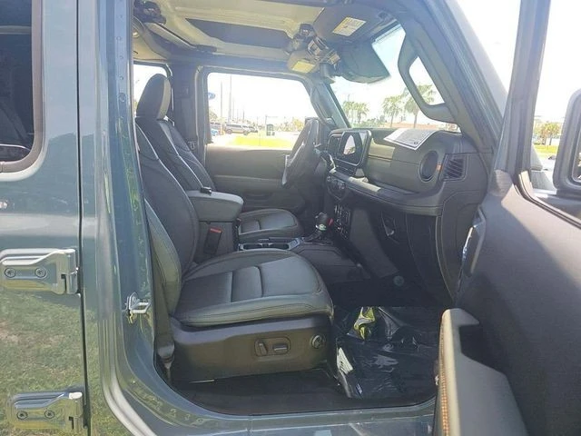 2026 Jeep JT Gladiator - Image 10 of 28