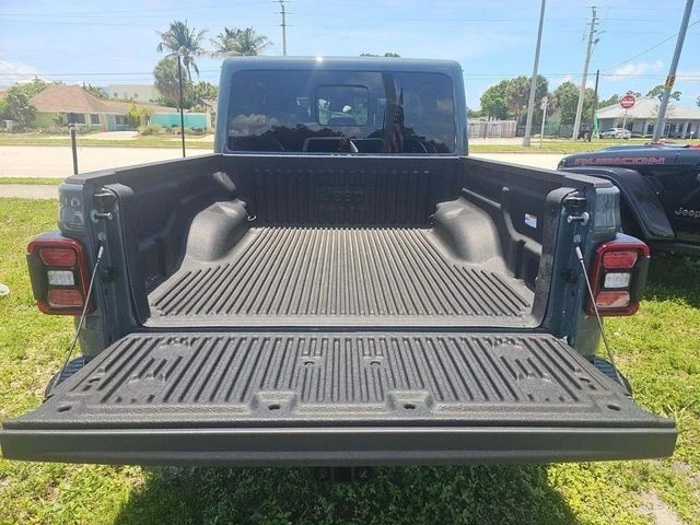 2026 Jeep JT Gladiator - Image 6 of 28