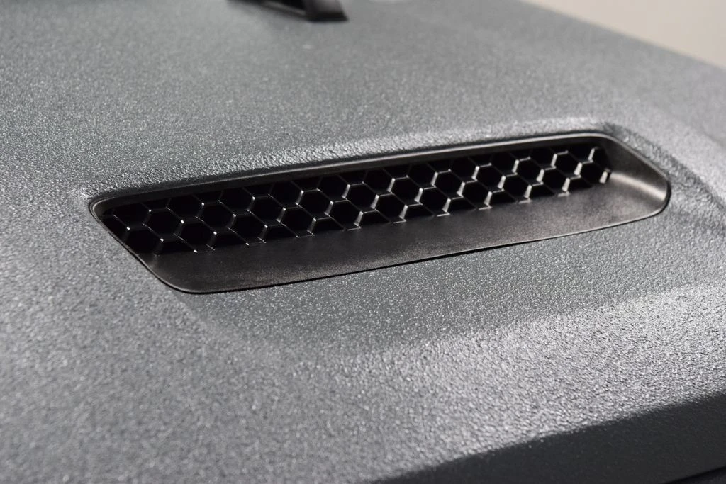 2026 Jeep JT Gladiator - Image 17 of 31