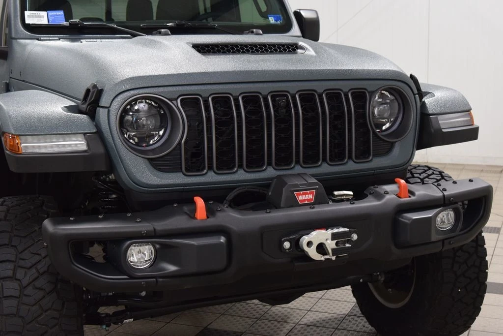 2026 Jeep JT Gladiator - Image 11 of 31
