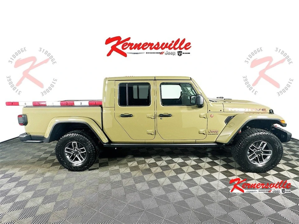2026 Jeep JT Gladiator - Image 8 of 12