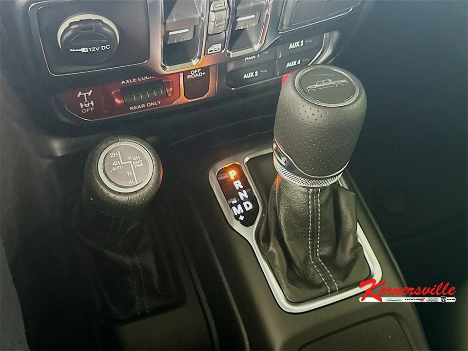 2026 Jeep JT Gladiator - Image 12 of 20