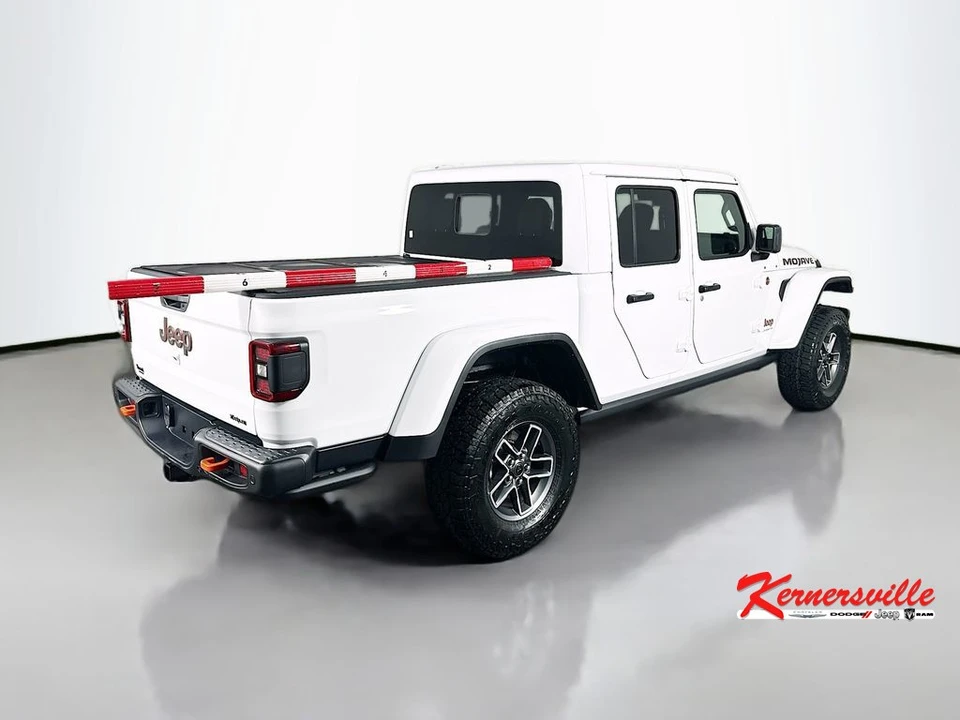 2026 Jeep JT Gladiator - Image 7 of 12