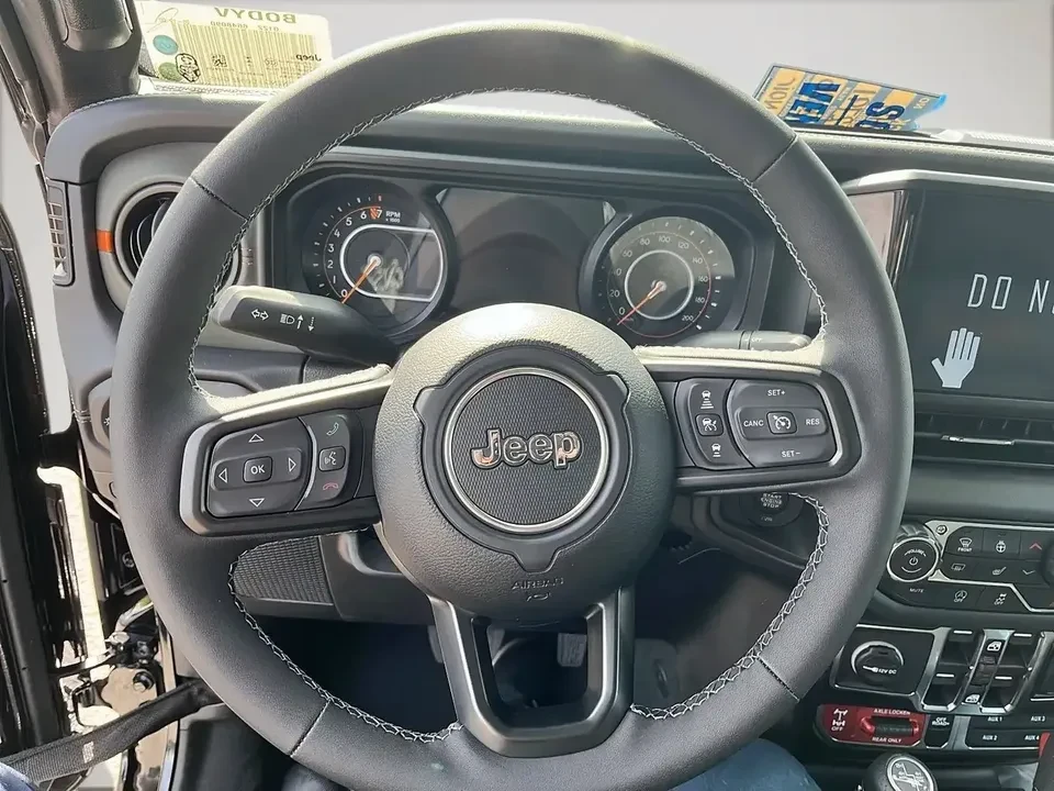 2026 Jeep JT Gladiator - Image 13 of 20