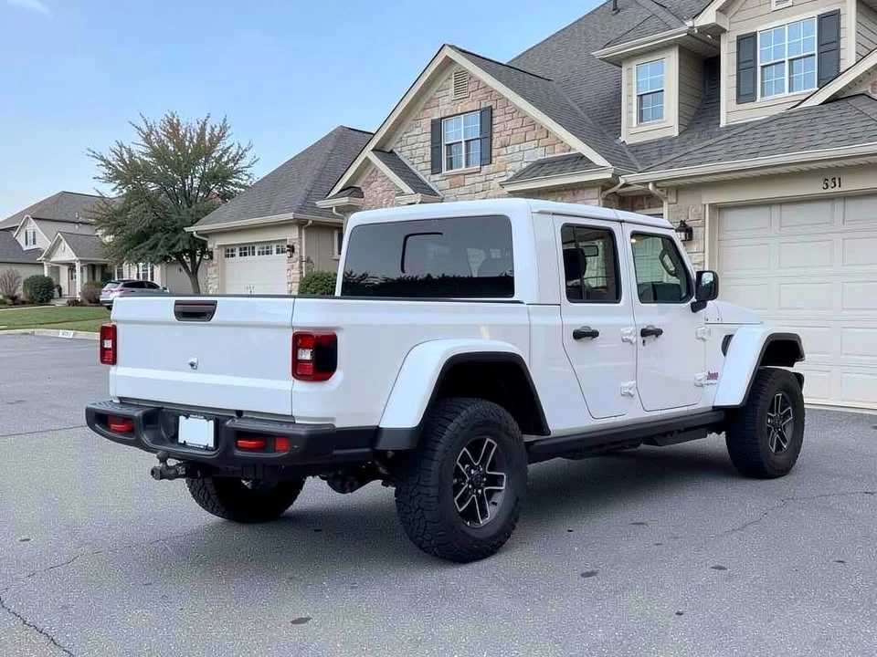 2026 Jeep JT Gladiator - Image 3 of 20