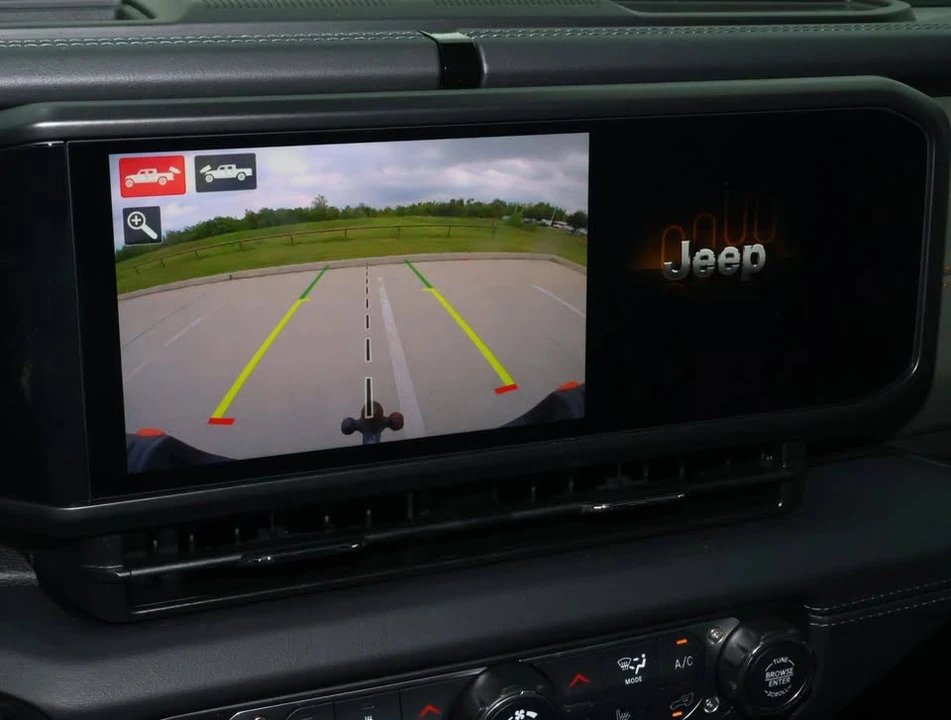 2026 Jeep JT Gladiator - Image 19 of 20