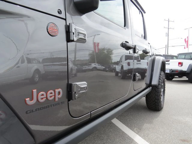 2026 Jeep JT Gladiator - Image 12 of 20