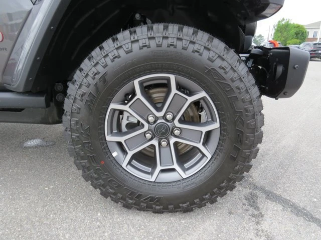 2026 Jeep JT Gladiator - Image 11 of 20