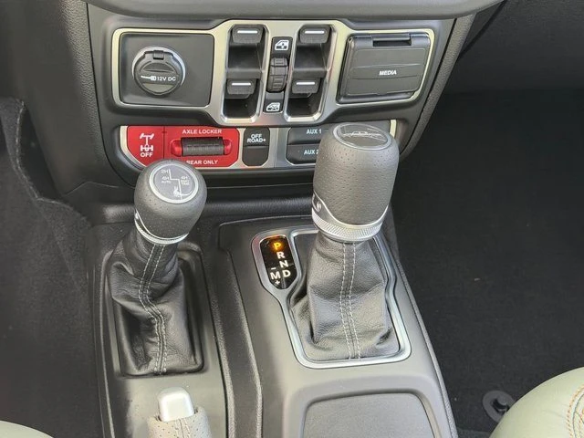 2026 Jeep JT Gladiator - Image 12 of 20