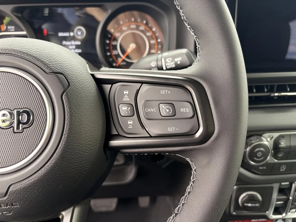 2026 Jeep JT Gladiator - Image 18 of 20