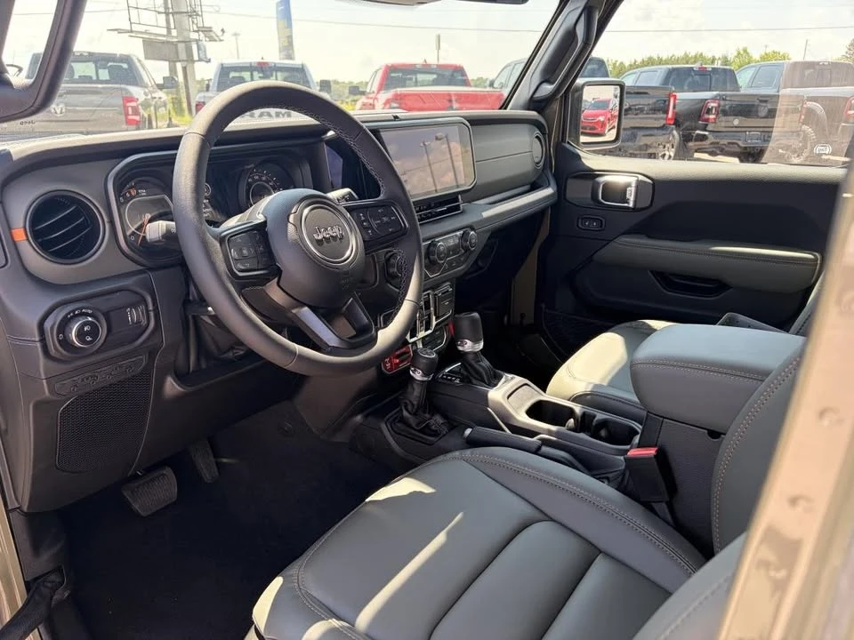 2026 Jeep JT Gladiator - Image 11 of 20