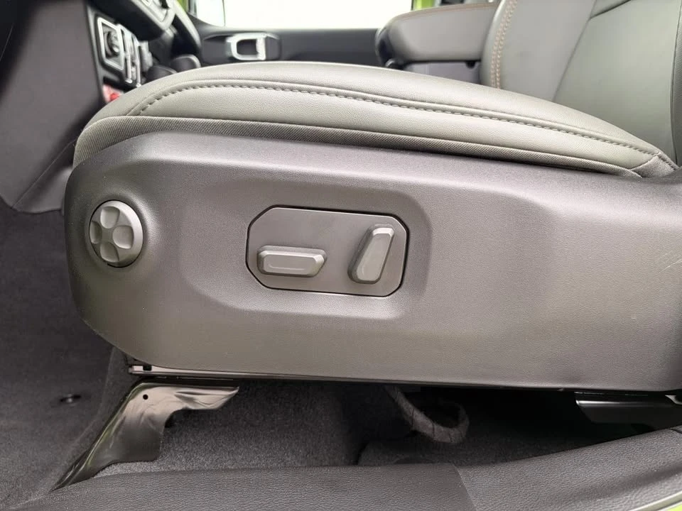 2026 Jeep JT Gladiator - Image 20 of 20