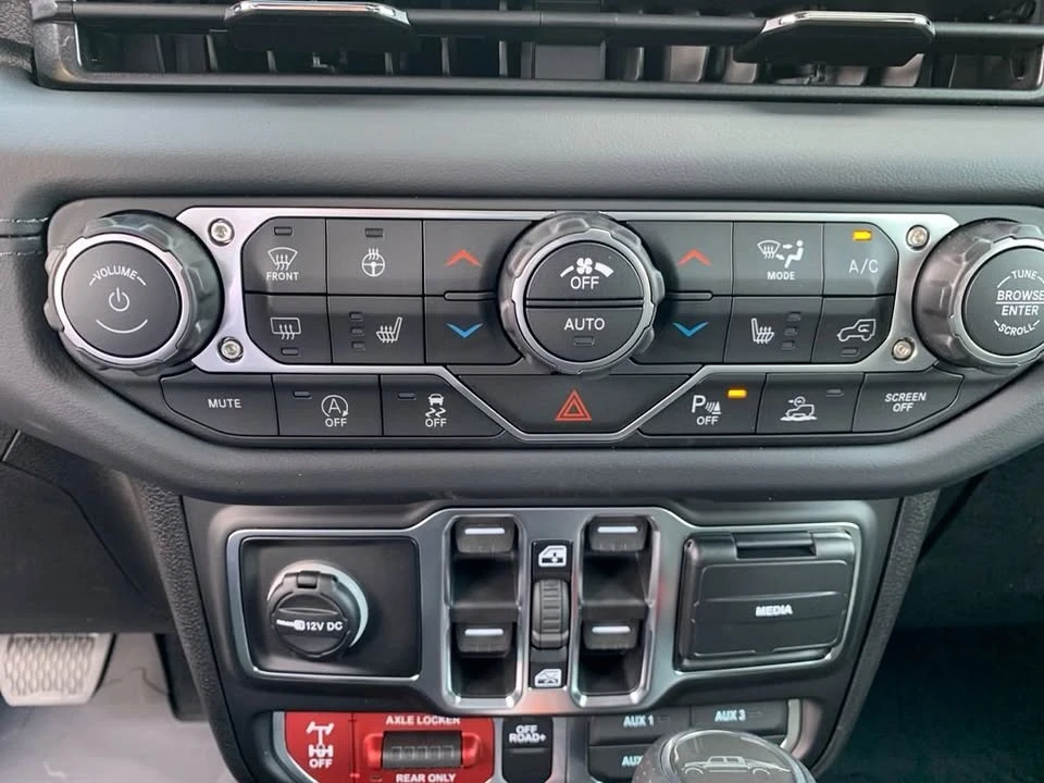 2026 Jeep JT Gladiator - Image 20 of 20