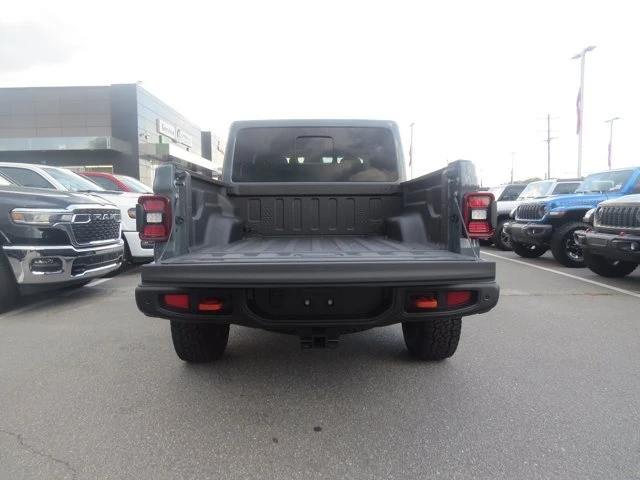 2026 Jeep JT Gladiator - Image 5 of 20