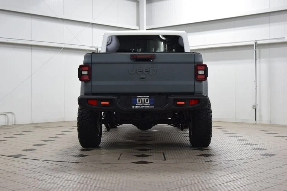 2026 Jeep JT Gladiator - Image 6 of 17