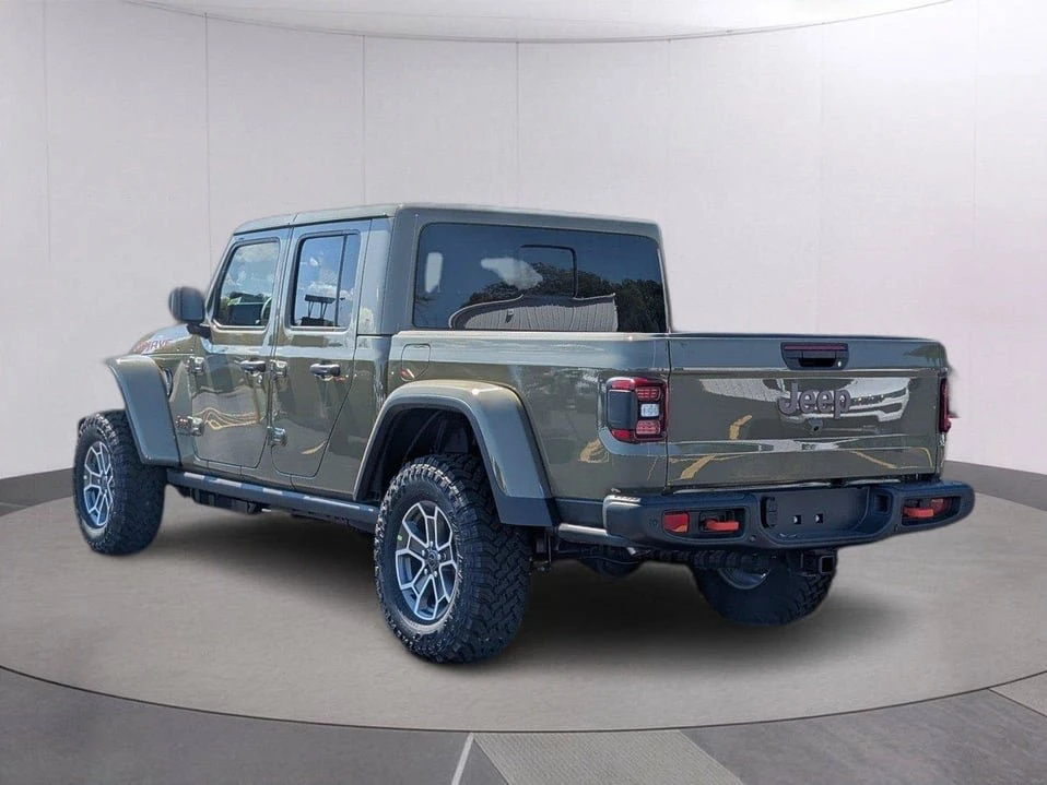 2026 Jeep JT Gladiator - Image 3 of 10