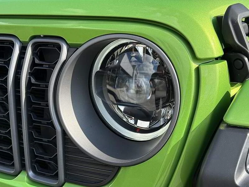 2026 Jeep JT Gladiator - Image 13 of 16