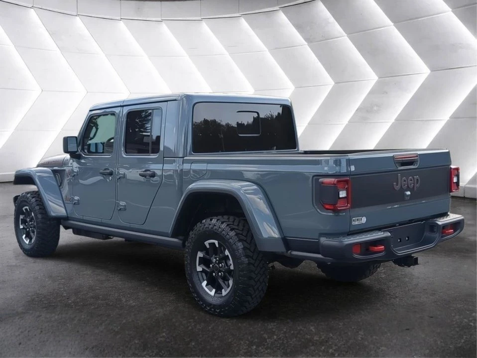 2026 Jeep JT Gladiator - Image 2 of 10