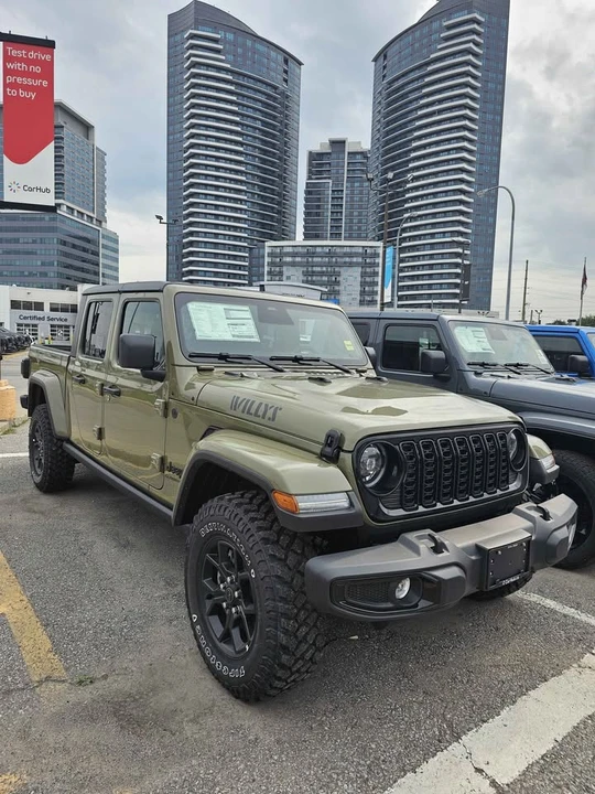 2026 Jeep JT Gladiator - Image 3 of 4