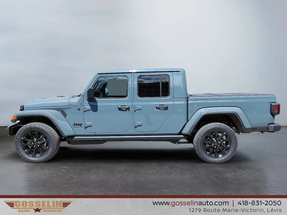 2026 Jeep JT Gladiator - Image 5 of 10