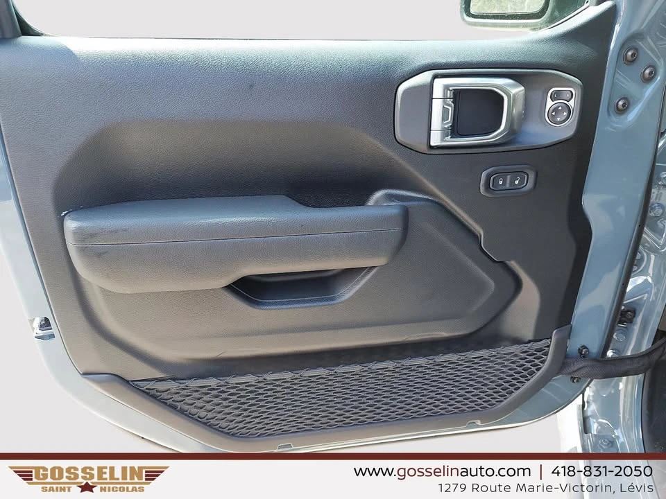 2026 Jeep JT Gladiator - Image 9 of 10