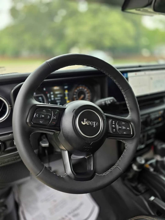 2026 Jeep JT Gladiator - Image 12 of 14