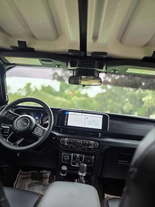 2026 Jeep JT Gladiator - Image 7 of 14