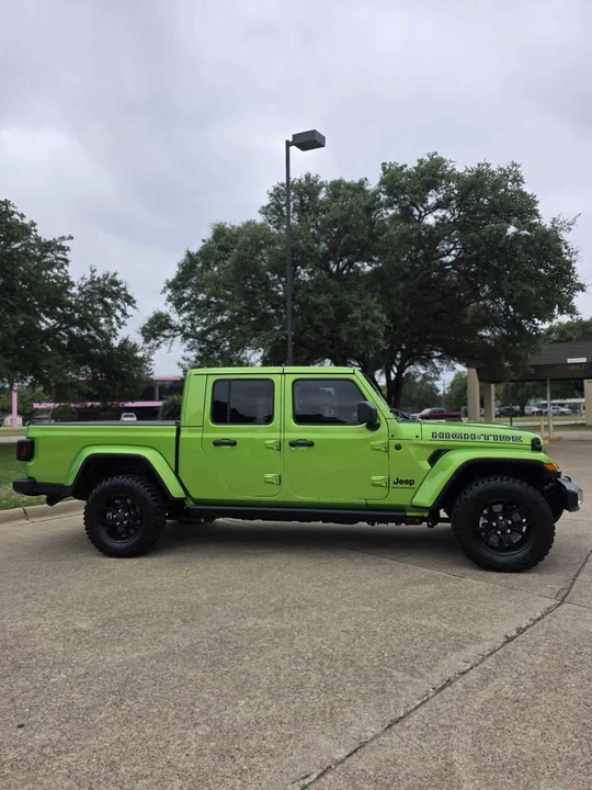 2026 Jeep JT Gladiator - Image 3 of 14