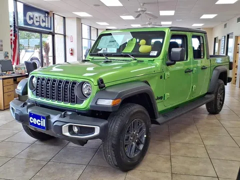 2026 Jeep Gladiator Sport