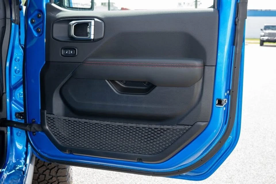 2026 Jeep JT Gladiator - Image 11 of 20