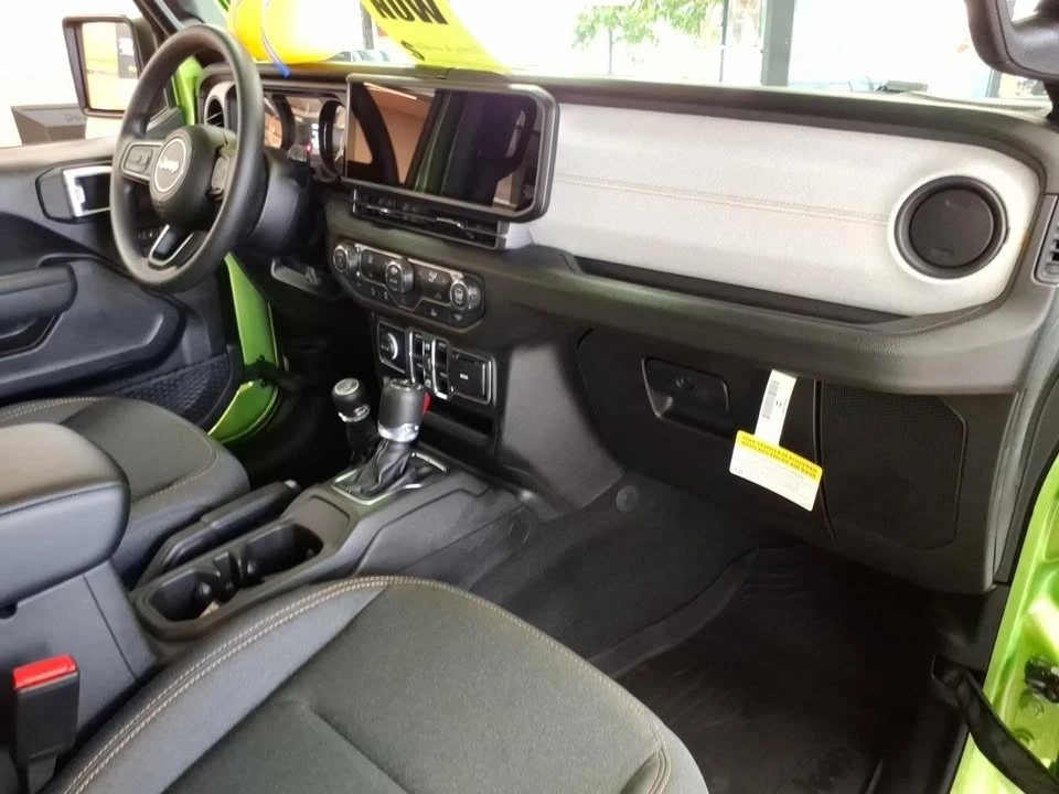 2026 Jeep JT Gladiator - Image 3 of 15