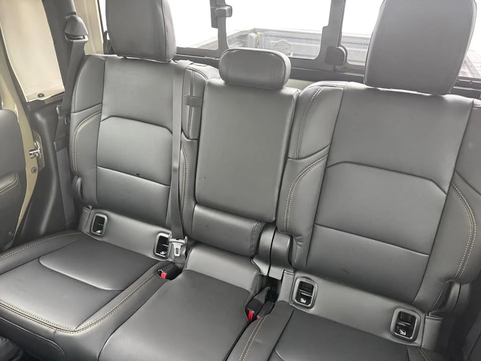 2026 Jeep JT Gladiator - Image 13 of 20