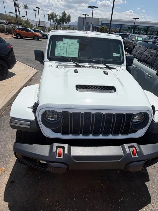 2026 Jeep JT Gladiator - Image 3 of 9