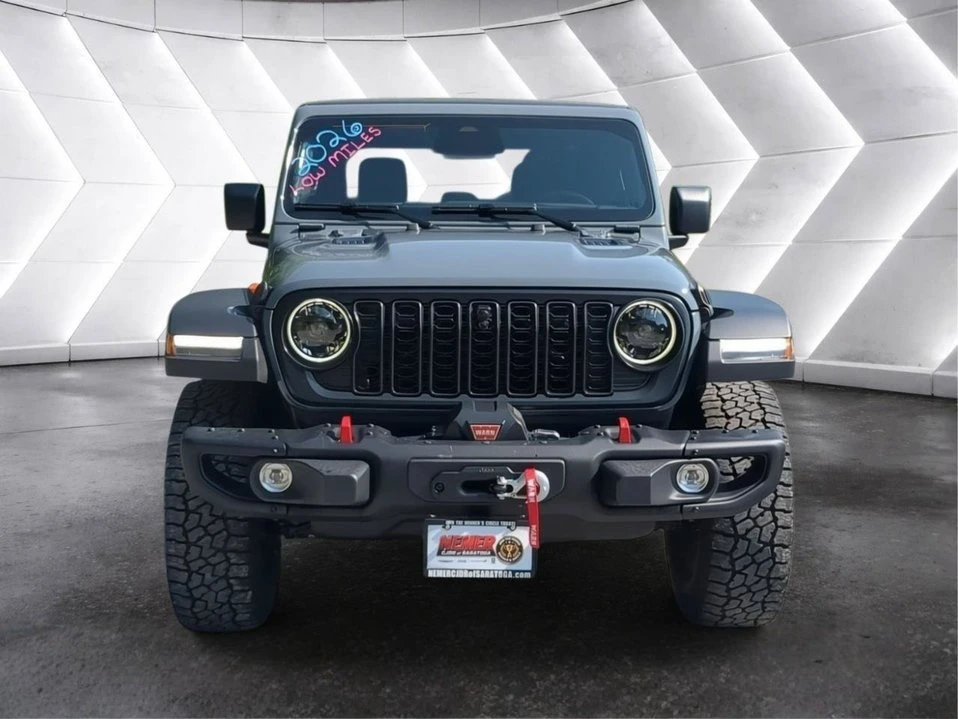 2026 Jeep JT Gladiator - Image 8 of 10