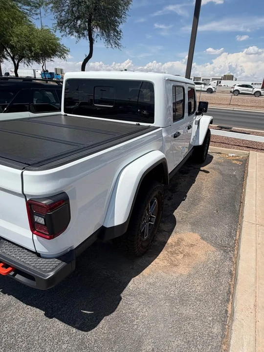 2026 Jeep JT Gladiator - Image 2 of 9