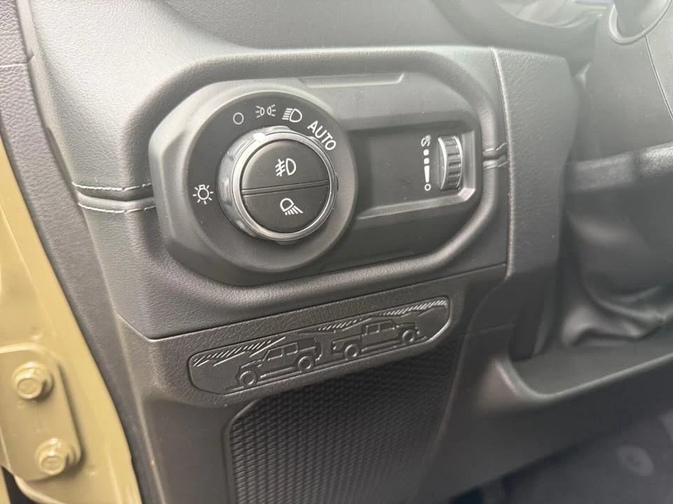 2026 Jeep JT Gladiator - Image 20 of 20
