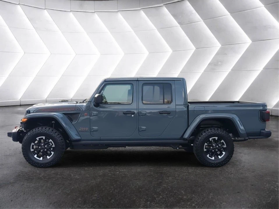 2026 Jeep JT Gladiator - Image 7 of 10
