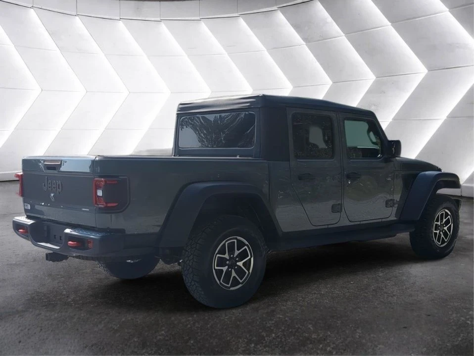 2026 Jeep JT Gladiator - Image 3 of 10