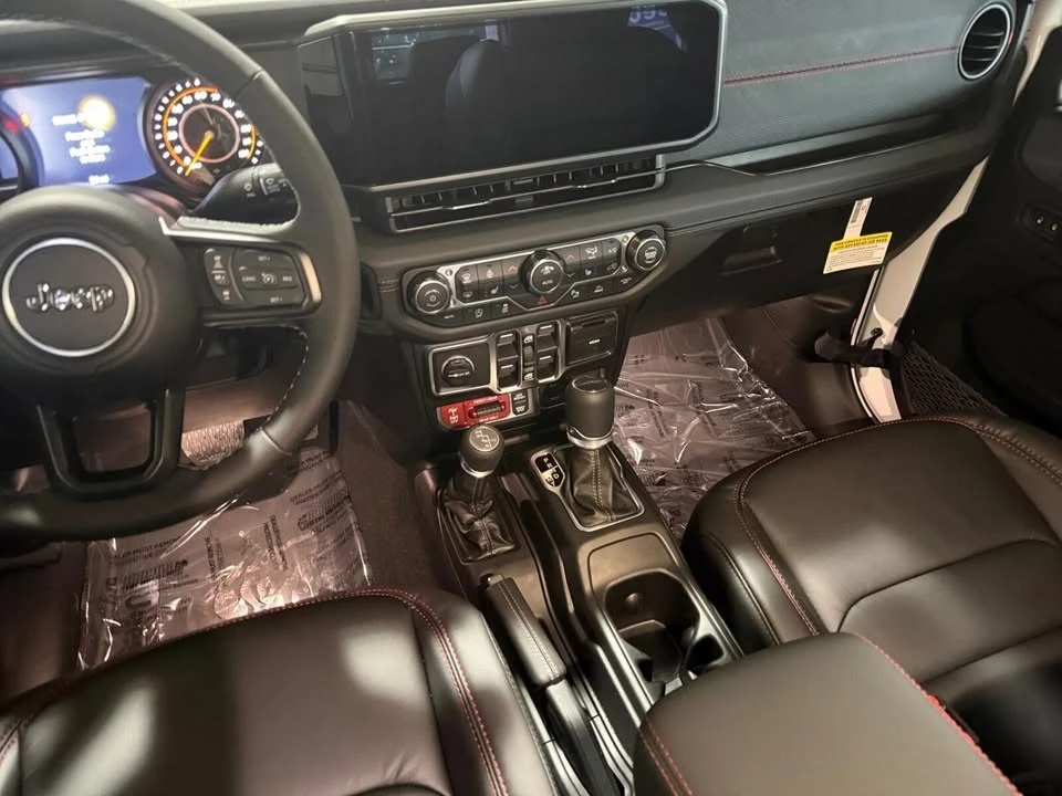 2026 Jeep JT Gladiator - Image 11 of 20