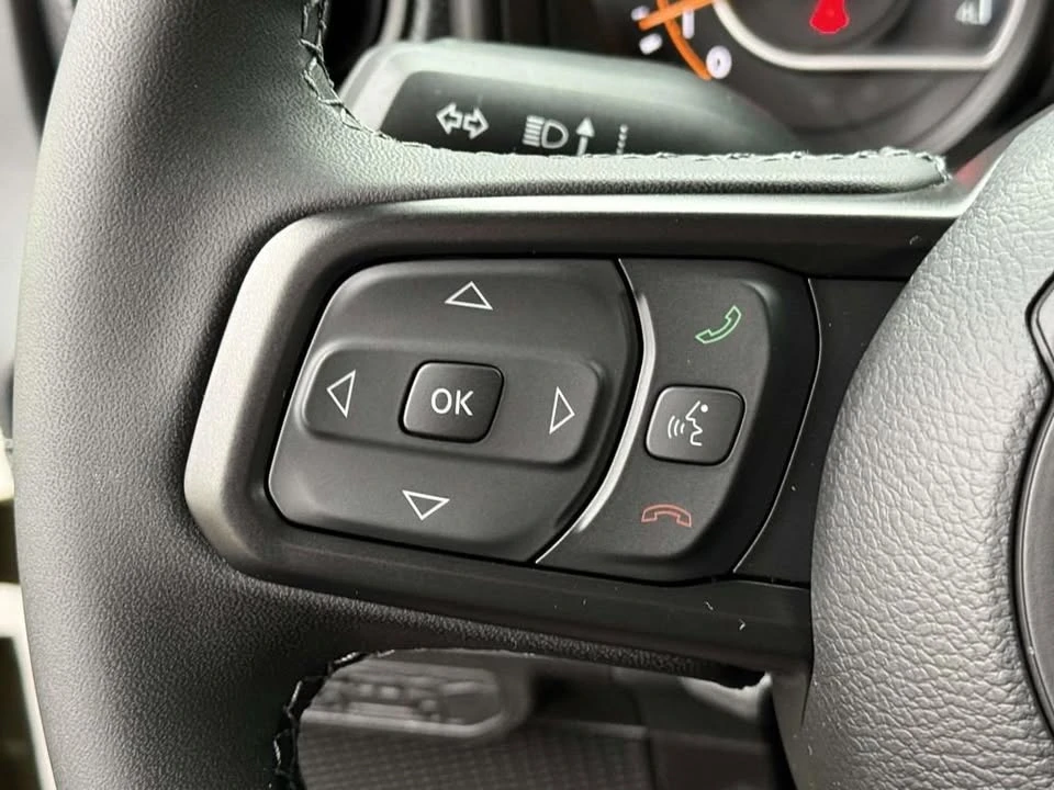 2026 Jeep JT Gladiator - Image 10 of 20
