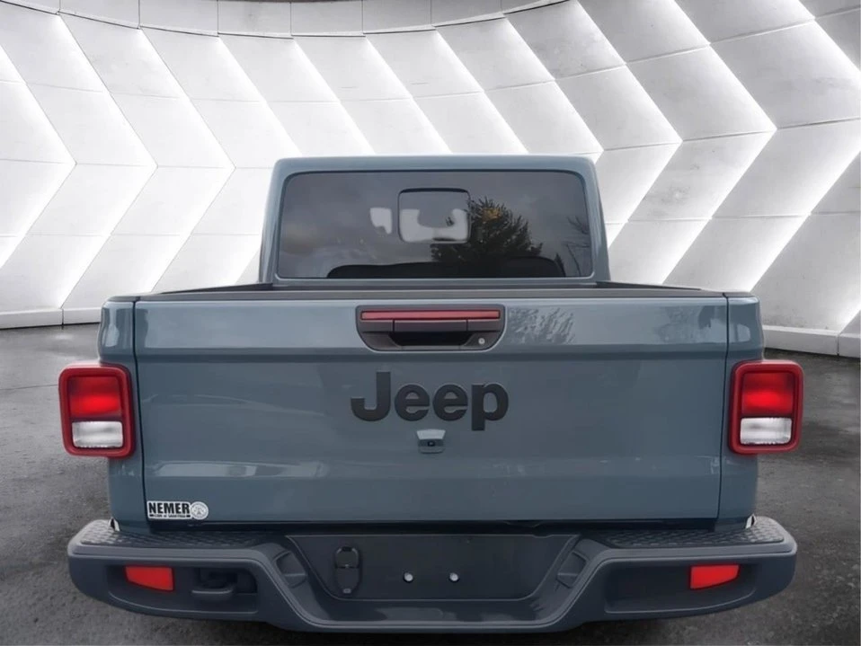 2026 Jeep JT Gladiator - Image 7 of 10
