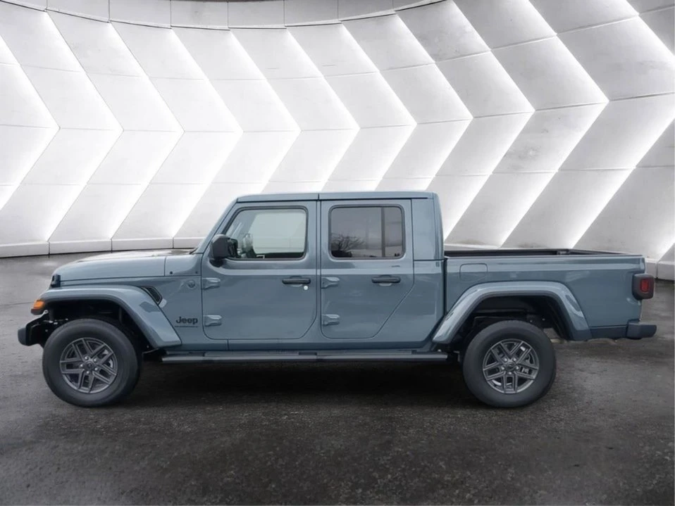 2026 Jeep JT Gladiator - Image 4 of 10
