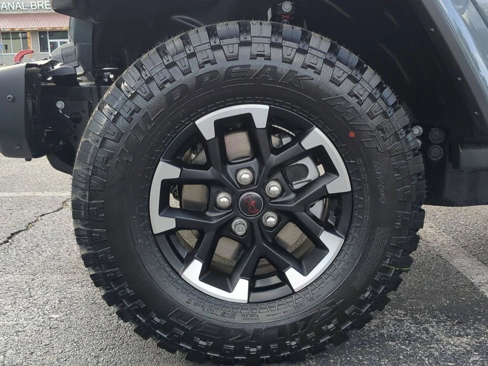 2026 Jeep JT Gladiator - Image 4 of 10