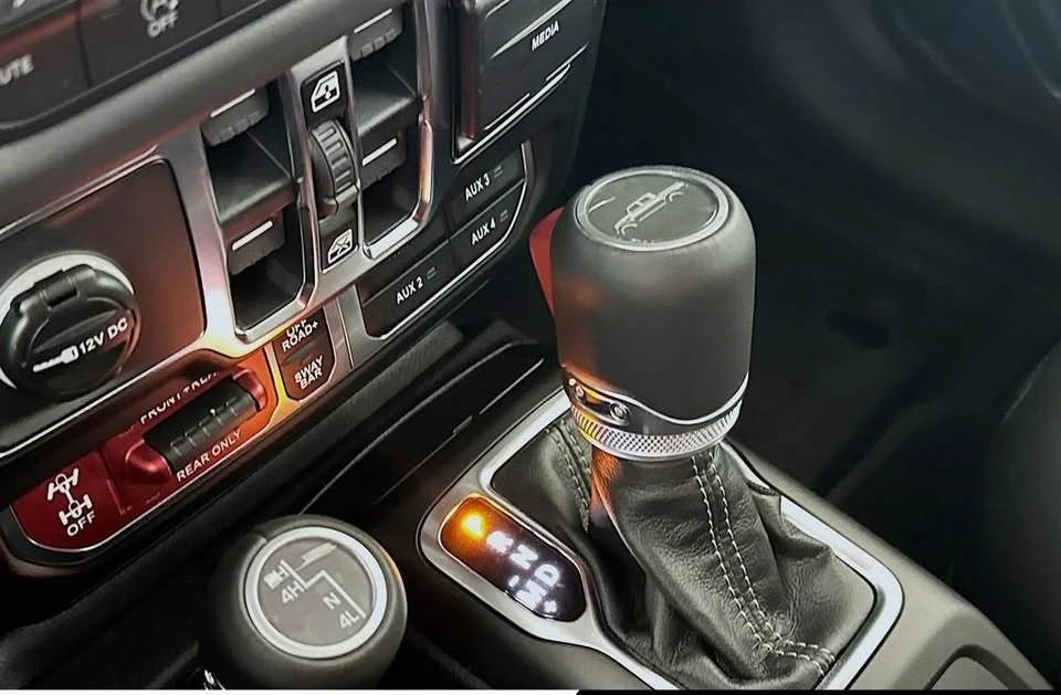 2026 Jeep JT Gladiator - Image 19 of 20
