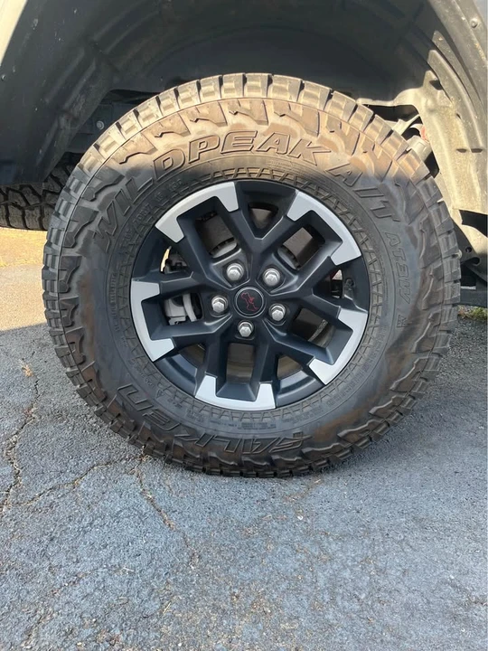 2026 Jeep JT Gladiator - Image 5 of 5