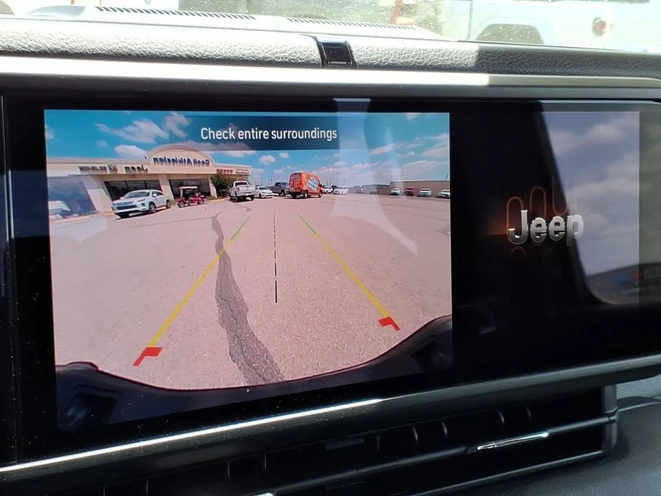 2026 Jeep JT Gladiator - Image 19 of 20