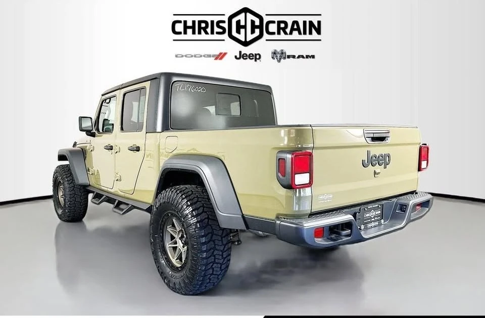 2026 Jeep JT Gladiator - Image 5 of 20