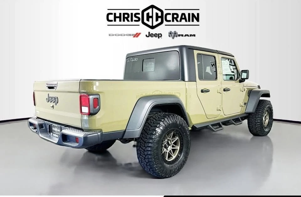 2026 Jeep JT Gladiator - Image 8 of 20