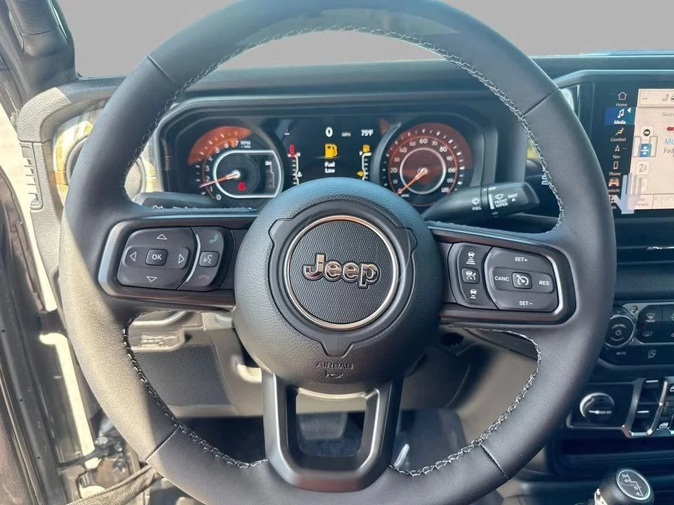 2026 Jeep JT Gladiator - Image 14 of 20